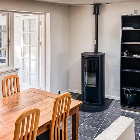 4 Bedroom Lovely In